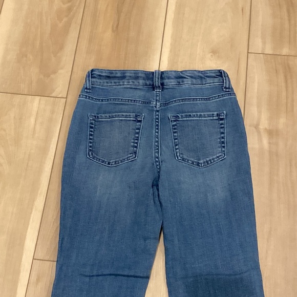 EUC Cat & Jack Brand Girls Teen Tween Size 12 Super Flare Stretch Jeans Denim - Picture 12 of 12